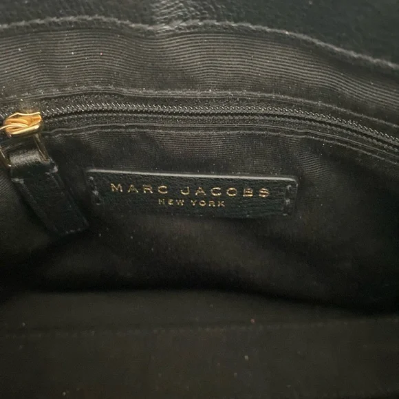 Marc Jacob’s black crossbody - Picture 4 of 4